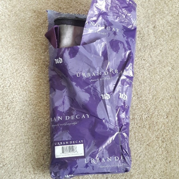 Vintage urban decay pyramid studded  zip tote bag - Picture 8 of 8